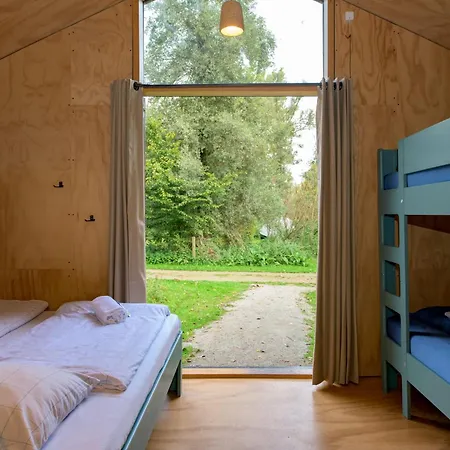 Stayokay - Nationaal Park De Biesbosch Hostel *