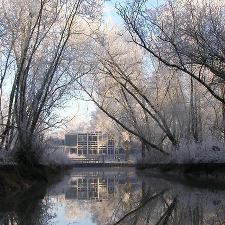 Hostel Stayokay - Nationaal Park De Biesbosch *