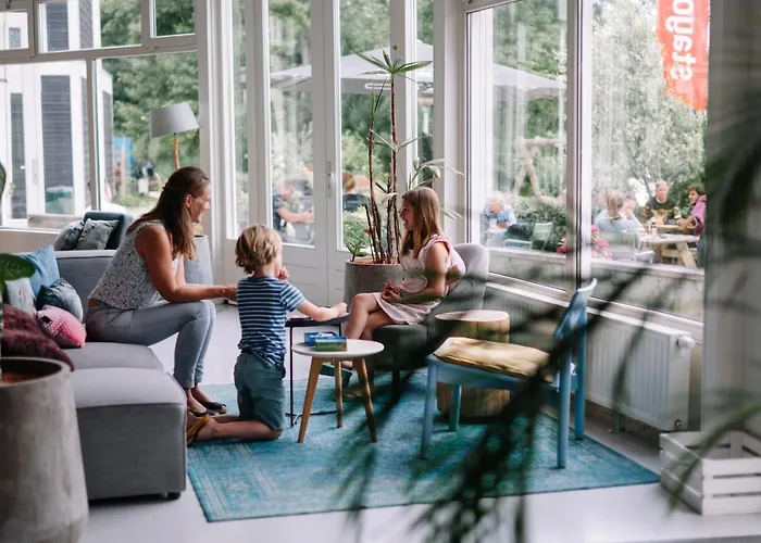 Stayokay - Nationaal Park De Biesbosch ドルドレヒト