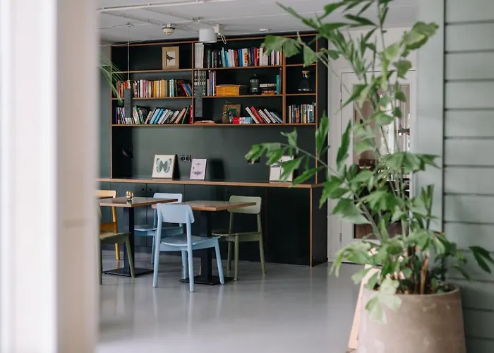 Хостел Stayokay - Nationaal Park De Biesbosch *