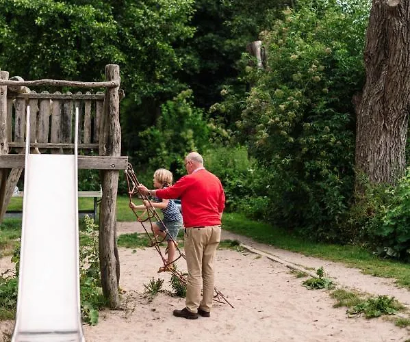 Хостел Stayokay - Nationaal Park De Biesbosch *